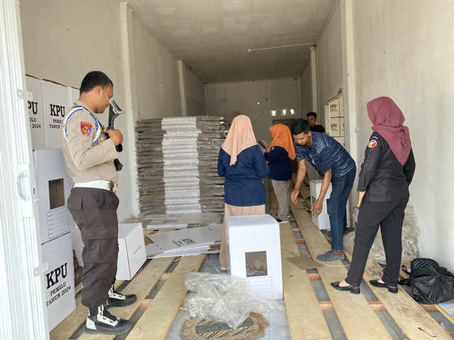 Gudang_Sedang.png