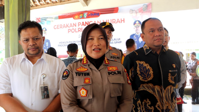 Polri dan Bulog Gelar GPM di Pringsewu, 2 Ton Beras Premium Ludes Diserbu Warga