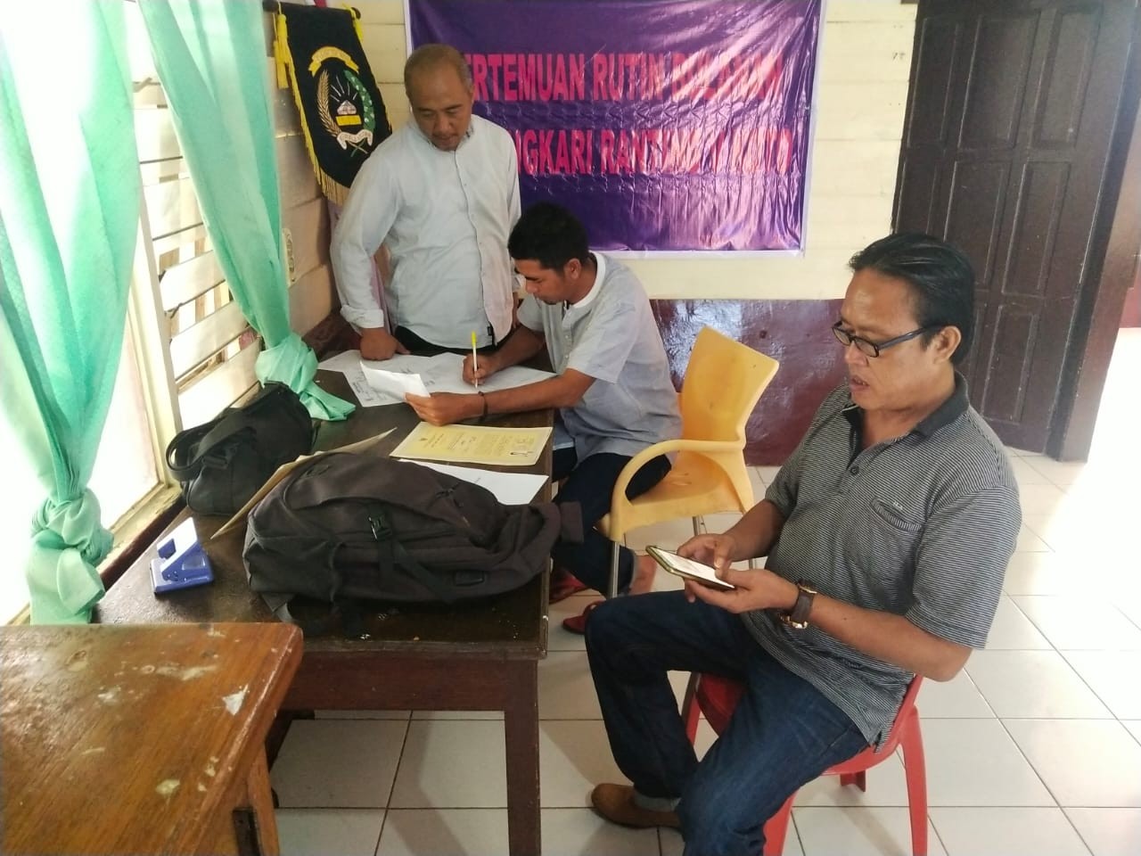 POLSEK V KOTO MULAI BERDATANGAN PARA BACALEG.