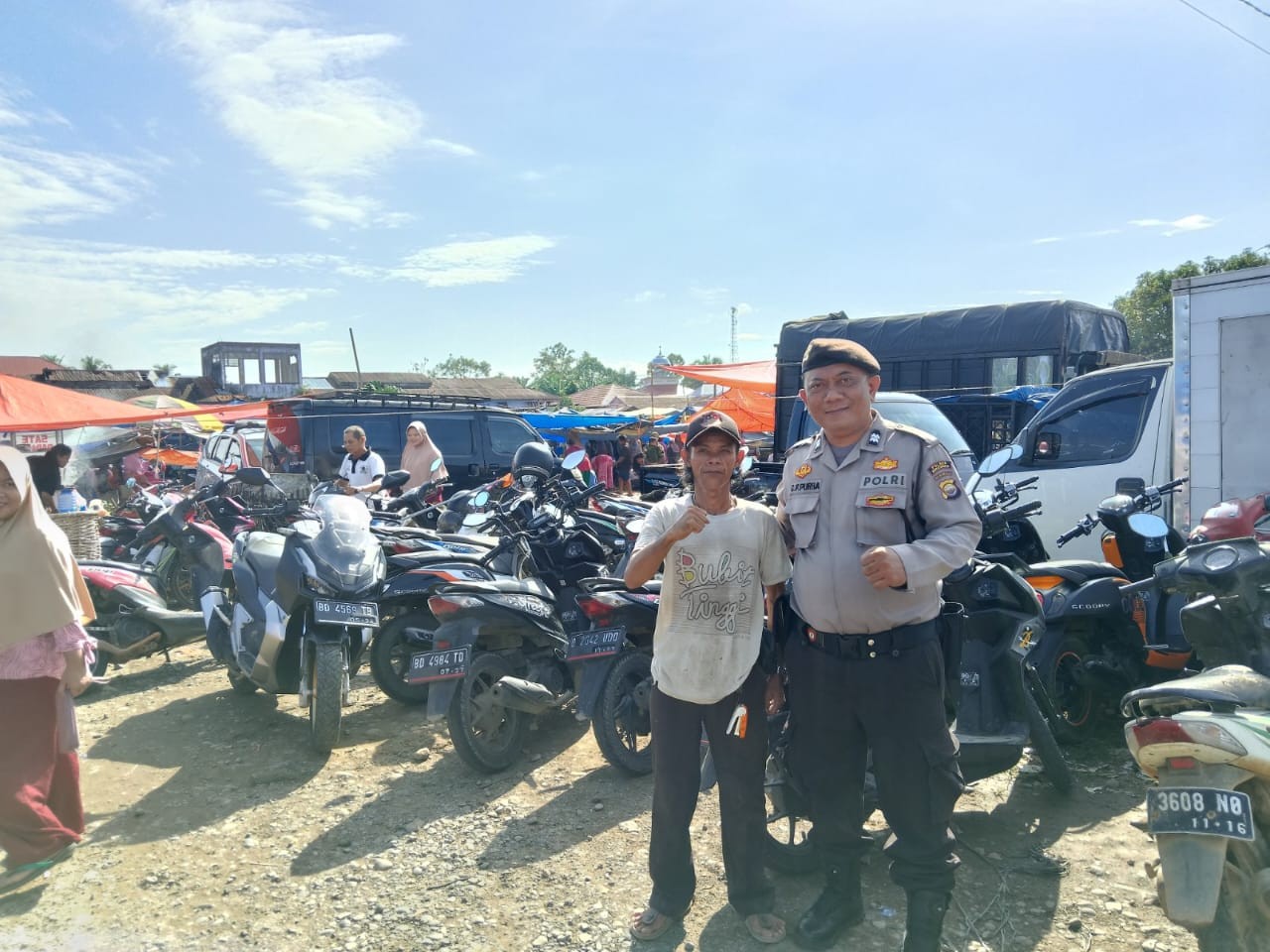 Polsek Lubuk Pinang Patroli Pasar Tumpah