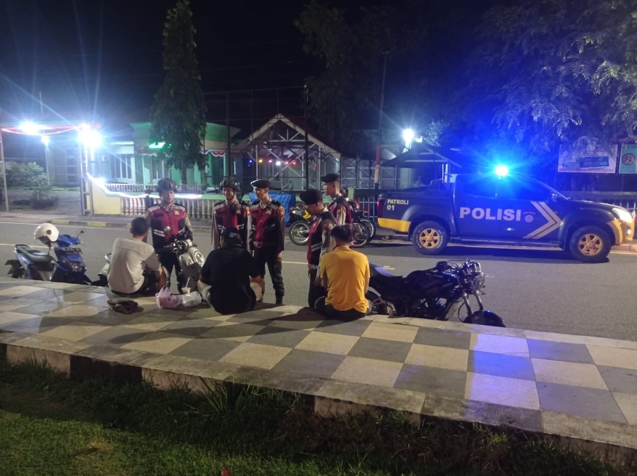 abec4a90-1b41-4d7b-a45d-9902a62a268a.jpg