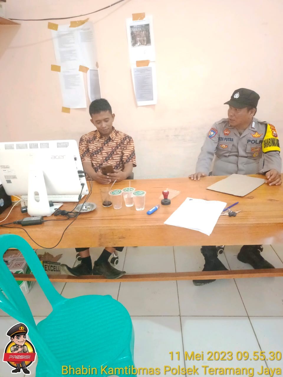 Sambang DDS ke Perangkat Desa Batu Ejung Bhabin menyampaikan pesan-pesan Kamtibmas
