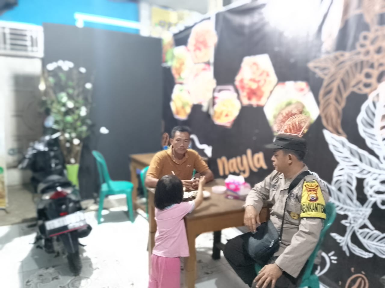 Bhabinkamtibmas Desa Pasar Bantal Polsek Teramang Jaya, Sambang Warga