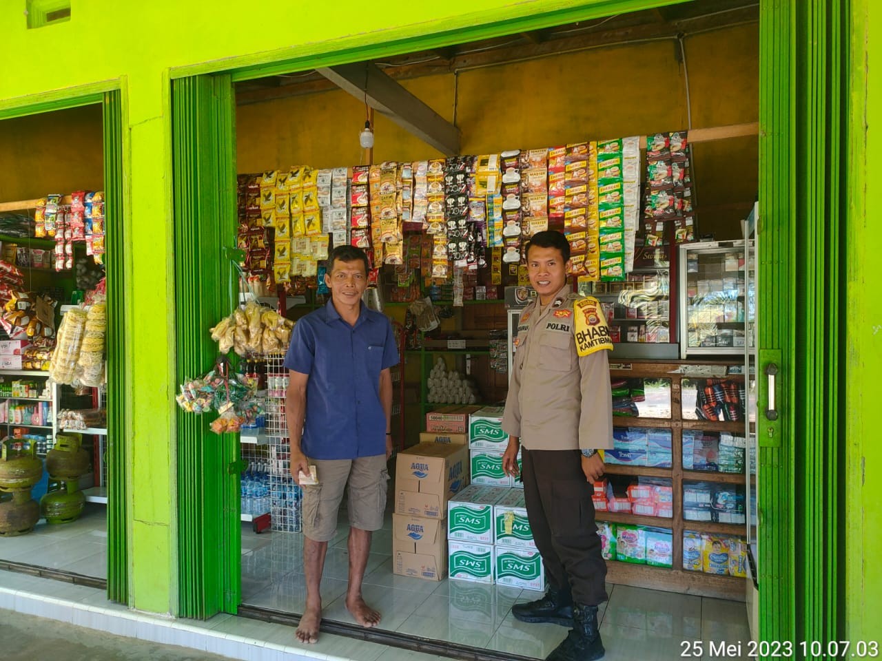 Patroli KRYD Polsek Teramang Jaya, Personel laksanakan dialog dan sampaikan himbuan kamtibmas